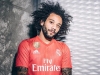 Ekologický Real Madrid. Na jeho třetí sadu dresů byl použit plastový odpad z moří