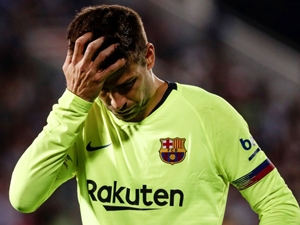 Piquého další chyba potopila Barcu, Busquets má velké obavy