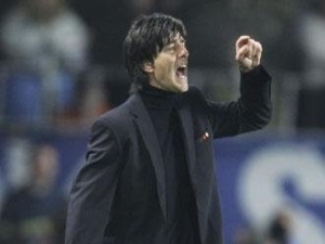 Nahradí Joachim Low Joseho Mourinha?