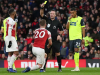 Arsenal letos přeci jen získal titul. Bohužel ostudný. V celé Premier League nejvíc simuluje
