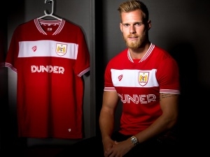 Tomáš Kalas už nepatří Chelsea. Stal se nejdražším hráčem v historii Bristolu