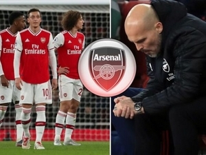 Freddie Ljungberg: Arsenal už musí rozhodnout o manažerovi. S Özilem se vypořádám