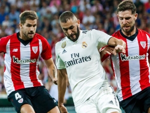 Real Madrid se rozloučí s letošním rokem zápasem s Bilbaem, Barcelona bude hájit vedení  proti Alavésu