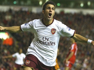 Fabregas: Arsenal je příliš mladý!