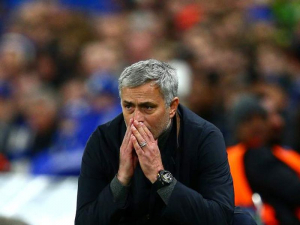 José Mourinho po vyloučení hrozí žalobou 