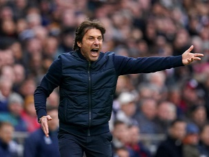 Lov na trenéra Chelsea pokračuje: Lampard pouze dočasně, ujme se kormidla Conte?