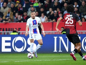 Mbappé chce Ligu mistrů vyhrát s PSG, k odchodu se nechystá