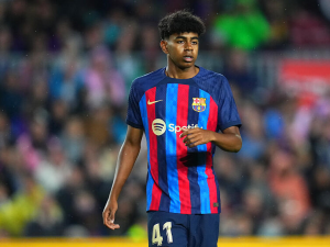 15letý Lamine Yamal se stal při výhře nad Betisem nejmladším hráčem historie FC Barcelona. Překonal 101 let starý rekord