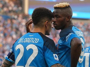 Osimhen spolu s agentem odletěl do Paříže