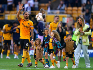 Ruben Neves se rozloučil s fanoušky Wolves. Chce hrát Ligu mistrů