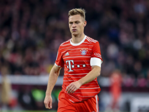 Přestupové spekulace: Real Madrid plánuje hvězdné posily, kluby Premier League se přetahují o Kimmicha