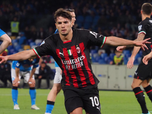 Do Realu Madrid se z hostování v AC Milán vrací Brahim Díaz. Klub ho představí jako novou posilu