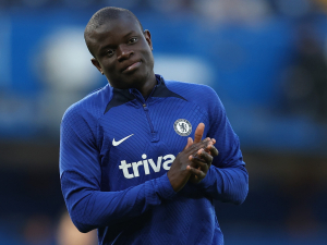 N´Golo Kanté z Chelsea je připraven přestoupit do Al Ittihadu. Dostane 100 miliónů eur ročně