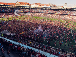 Sparta zaplatí za vtrhnutí fanoušků na hřiště 200 tisíc korun