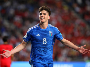 Itálie tažená klenotem z Chelsea ve finále mistrovství světa do 20 let vyzve Uruguay