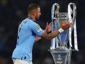 Kyle Walker by mohl být řešením problému Bayernu Mnichov