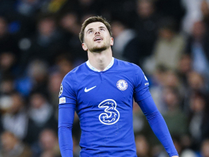 Konec zájmu Manchesteru United? Chelsea odmítla i třetí nabídku na Mounta, ale chce jednat