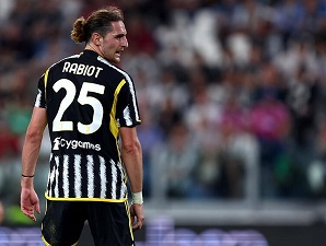 Juventus už je bez šance na titul, myslí si Adrien Rabiot