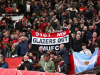 Fanoušci Manchesteru United na protest proti Glazerovcům zablokovali vchod do klubového fanshopu 