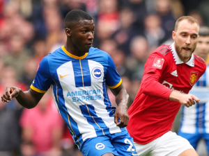 Manchester United chce Moisese Caiceda z Brightonu