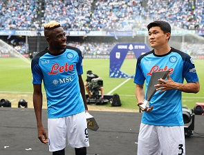 Bayern zaplatí výstupní klauzuli: Kim odchází z Neapole