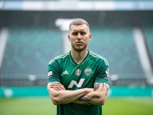 Tomáš Petrášek, Filip Nguyen a Jiří Skalák míří za fotbalem do Asie