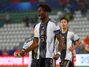 Kapitán Německa z Eura U21 Bisseck přestupuje do Interu Milán