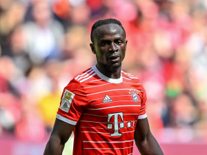 Sadio Mané je blízko přestupu do Saudské Arábie. V Al-Ahli na něj čeká Firmino