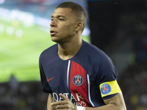 Prezident PSG: Pokud chce Mbappé zůstat, musí podepsat novou smlouvu. Zadarmo ho odejít nenecháme