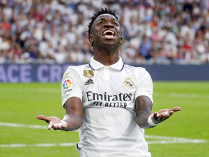 Ronaldo Nazario: Vinícius změnil vodu na víno za dva roky