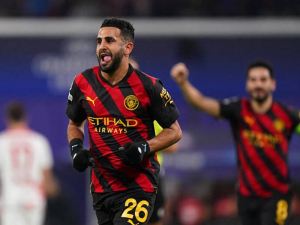 Al Ahli nabízí Manchesteru City 35 milionů eur za Riyada Mahreze