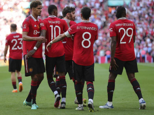 Manchester United dostal pokutu za porušení finanční fair play od UEFA
