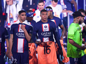 Kylian Mbappé by měl trénovat společně s hráči mimo kádr