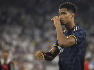 Jude Bellingham debutoval za Real Madrid. Los Blancos porazili AC Milán