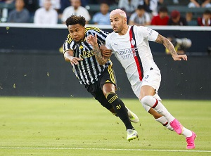UEFA Juventus vyloučila z pohárové Evropy, Konferenční ligu si zahraje Fiorentina