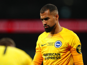 Další posilou Chelsea bude brankář Sánchez z Brightonu