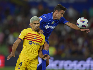 Vyhrocená bitva mezi Getafe a Barcelonou góly nepřinesla. Rozhodčí ale třikrát vylučoval