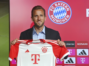 Harry Kane o přestupu do Bayernu: Nechtěl jsem končit kariéru s výčitkami