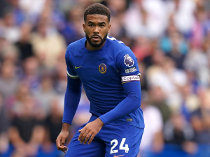 Gary Neville: Chelsea má potenciál, ale Reece James a Ben Chilwell musejí zůstat zdraví