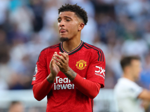 Jadon Sancho do Saúdské Arábie nepřestoupil. Teď ho čeká jednání s trenérským týmem United