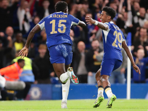 Carabao Cup: Tomáš Souček poslal West Ham dál, Liverpoolu se povedla otočka, postupuje i Chelsea