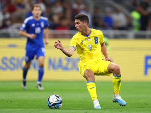 O Georgiye Sudakova mají zájem kluby jako Chelsea nebo Manchester City. Bude mladík ze Shakhtaru lepší než Mudryk?