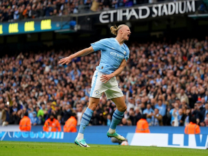 Souboj trenérských géniů dopadl lépe pro Pepa Guardiolu. Manchester City porazil Brighton 2:1