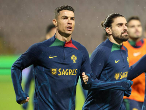 Zlatý míč 2023: Fanoušek Cristiana Ronalda tvrdí, že má důkazy, že Zlatý míč je zaujatý proti hvězdě Al Nassru