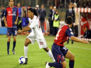 Galliani: Mrzí mě ztráta s Bolognou, ne s Cagliari