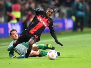 Jeremie Frimpong v létě nejspíš opustí Leverkusen