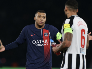 Sága Mbappé a její zvrat? Kylian Mbappé jedná o nové smlouvě s PSG