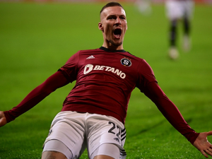 Sparta poráží Real Betis. K evropskému jaru jí přiblížil Haraslín
