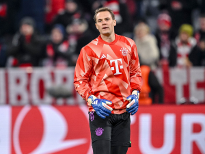 Přestupové spekulace: Hledá se nástupce Manuela Neuera. Rozprodej v United a chtíč Barcelony