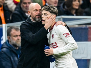Erik ten Hag odmítá zprávy o vzpouře v kabině